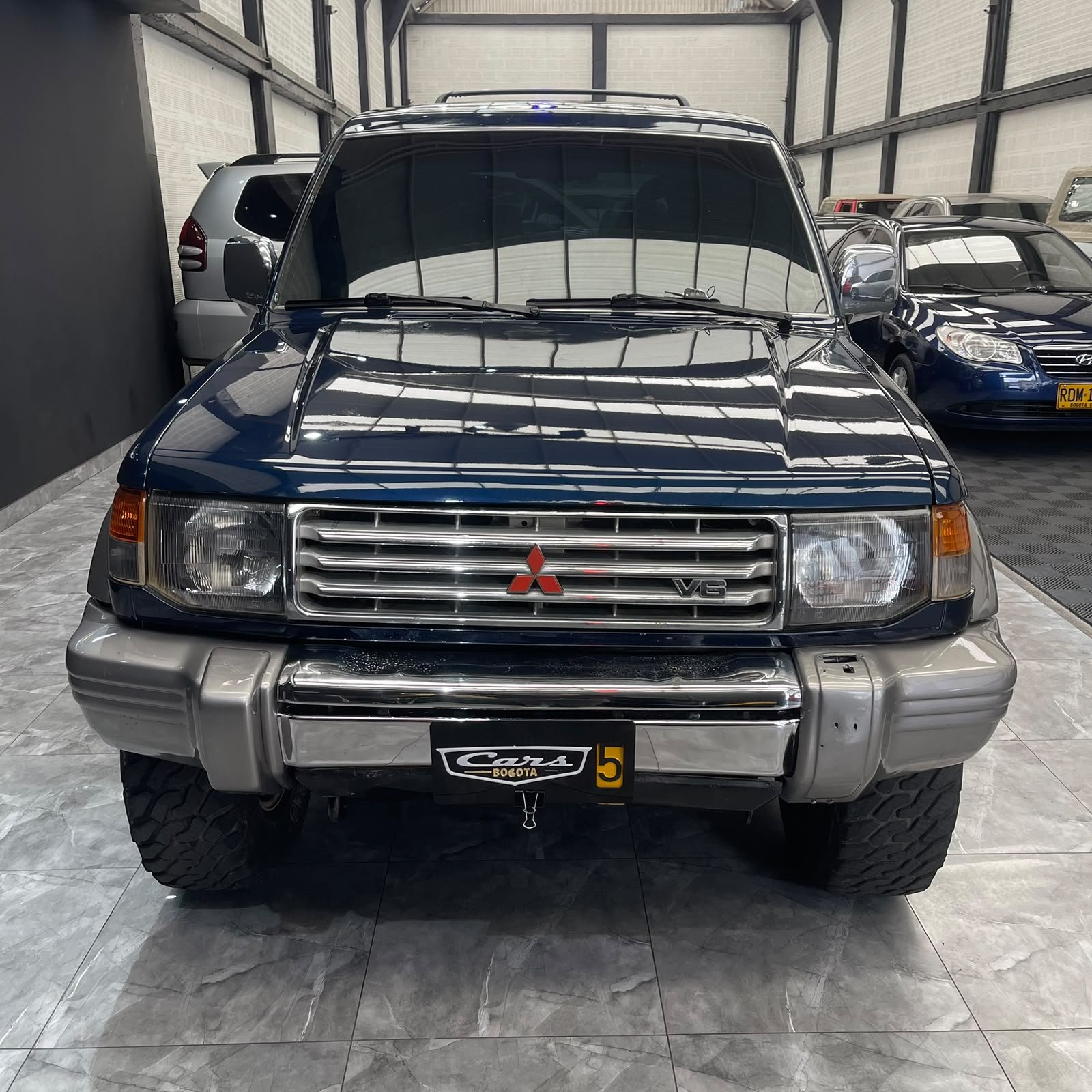 MITSUBISHI MONTERO V43 WAGON 2004