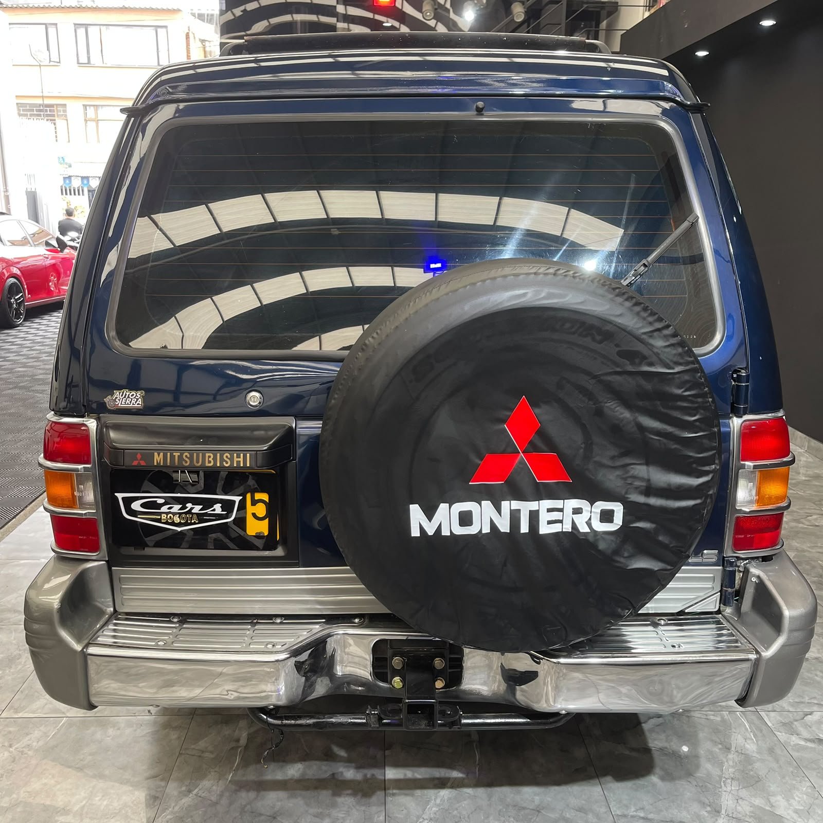 MITSUBISHI MONTERO V43 WAGON 2004