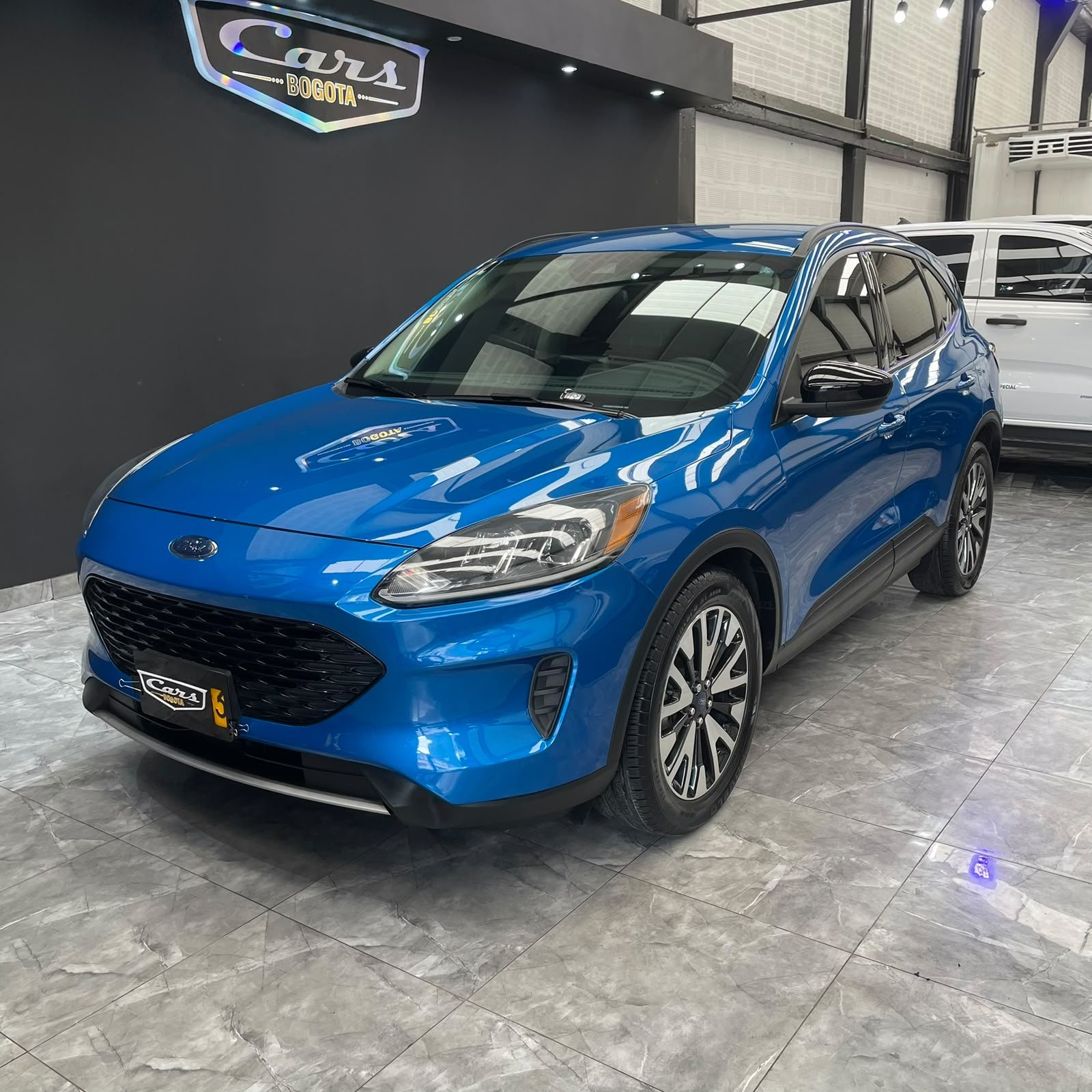FORD ESCAPE SE HÍBRIDA 2020