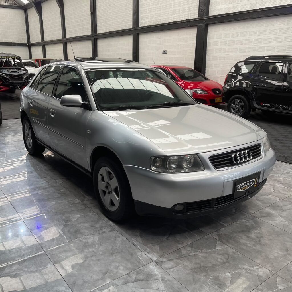 Audi AUDI A3 1.6 MANUAL – 2004 — Cars Bogotá