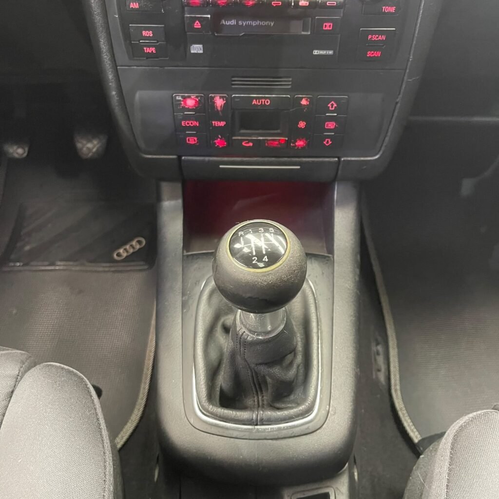 Audi AUDI A3 1.6 MANUAL – 2004 — Cars Bogotá