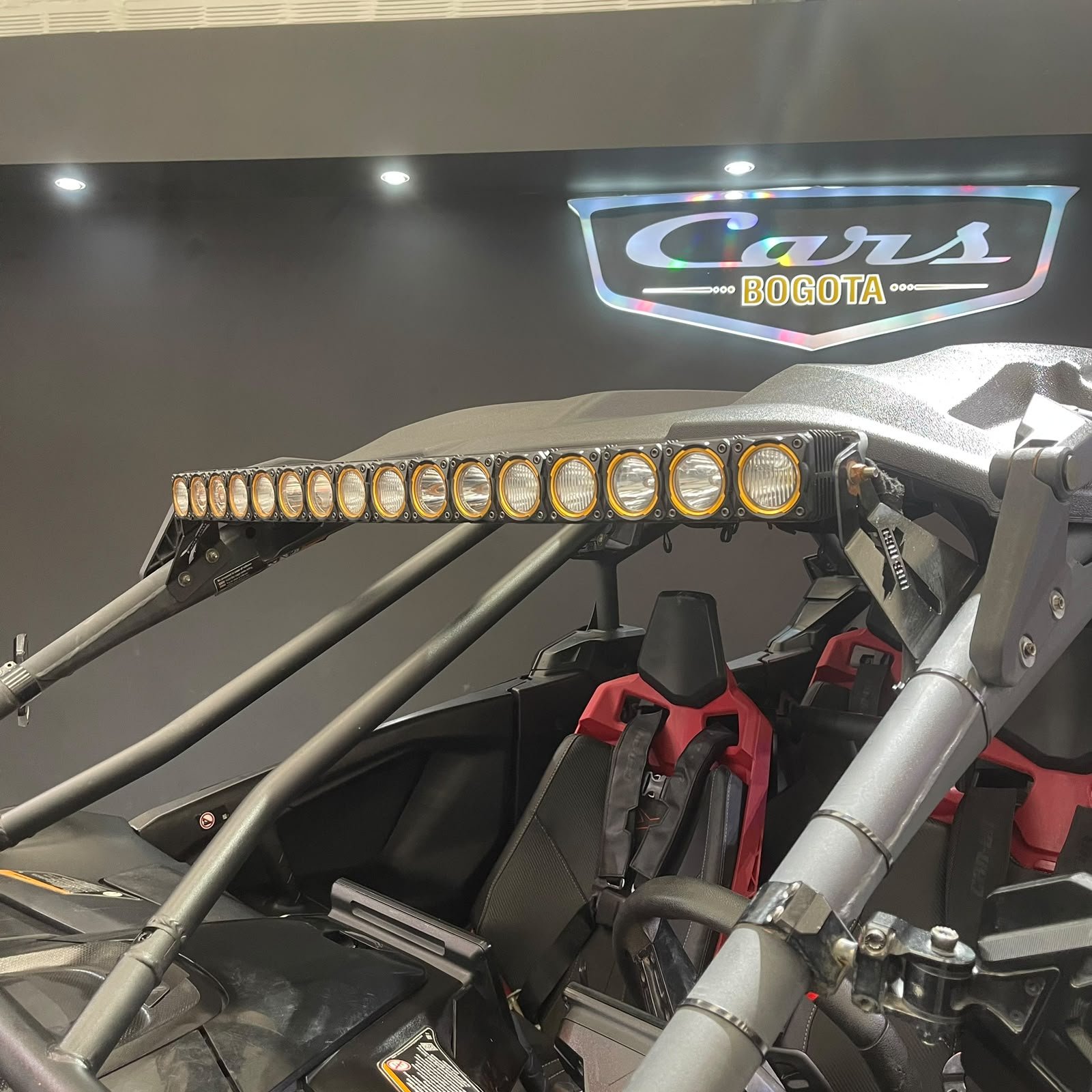 CAN-AM MAVERICK R 2025