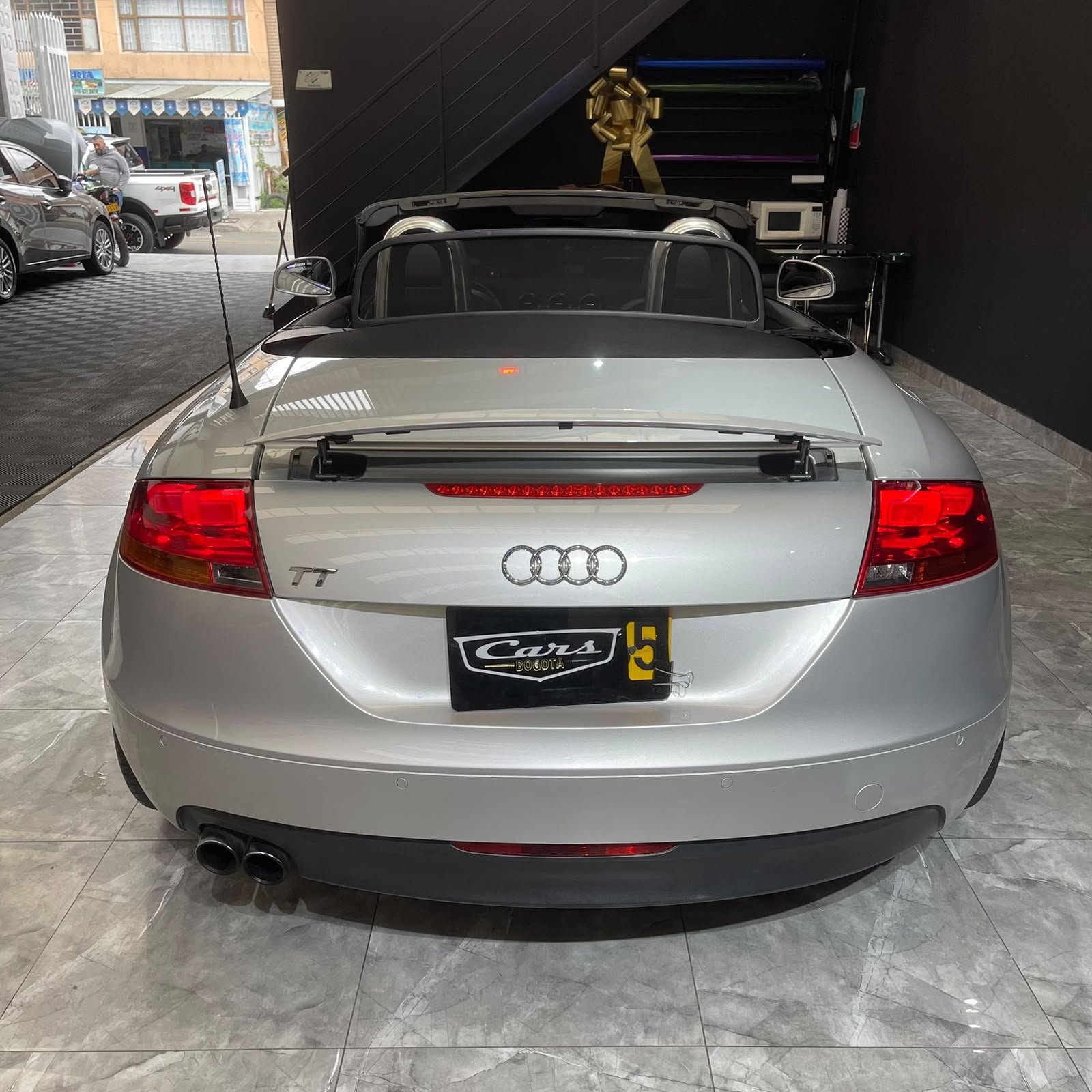 AUDI TT 2.0T FSI 2010
