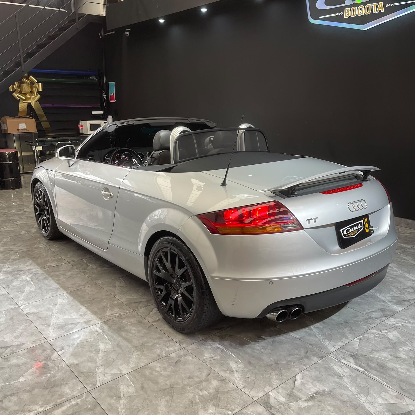 AUDI TT 2.0T FSI 2010
