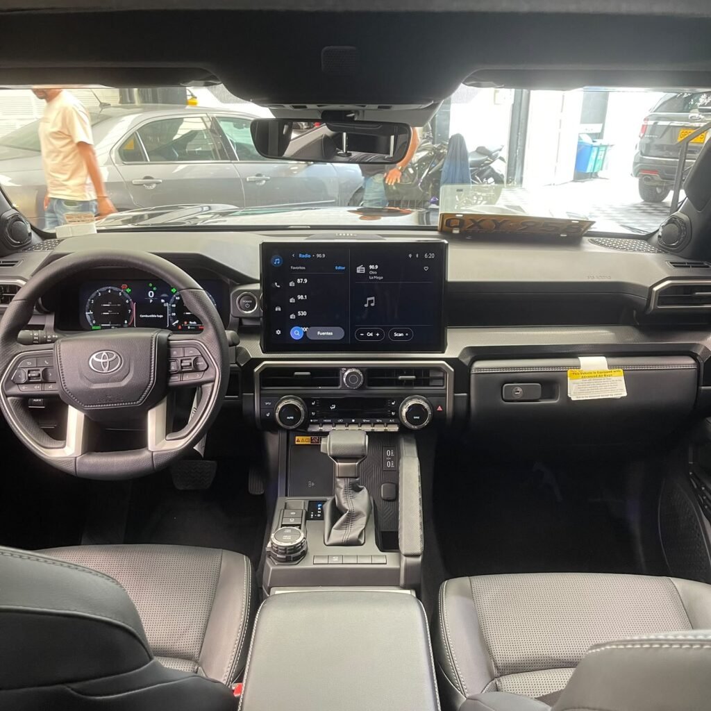 Toyota TOYOTA 4RUNNER LIMITED HÍBRIDA 2026 — Cars Bogotá