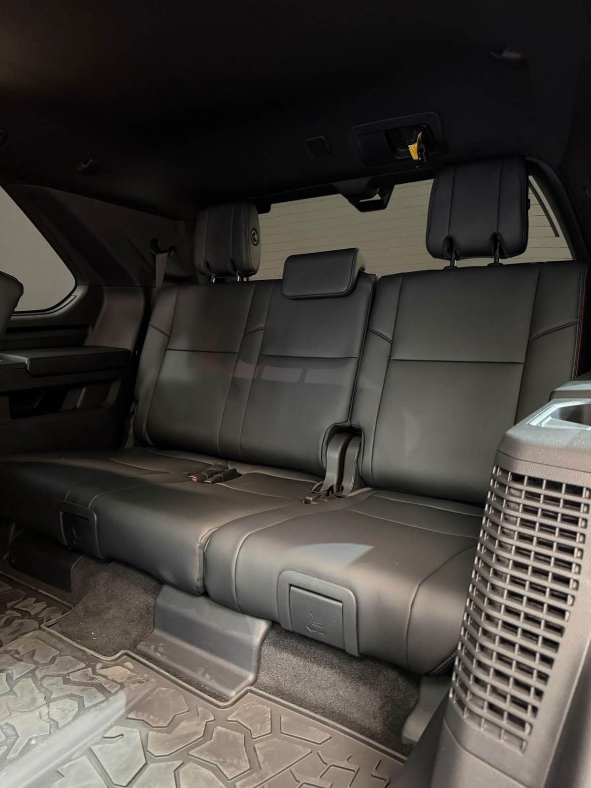 TOYOTA SEQUOIA TRD PRO 2026 2026