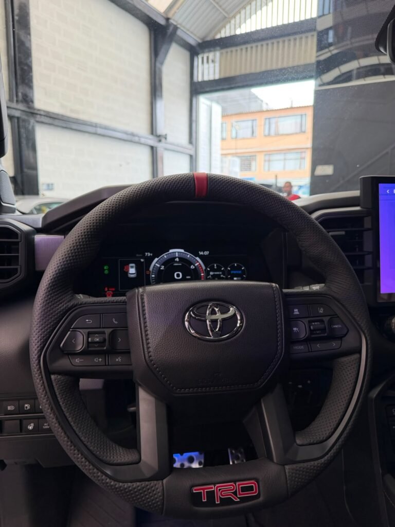 Toyota TOYOTA SEQUOIA TRD PRO 2026 — Cars Bogotá