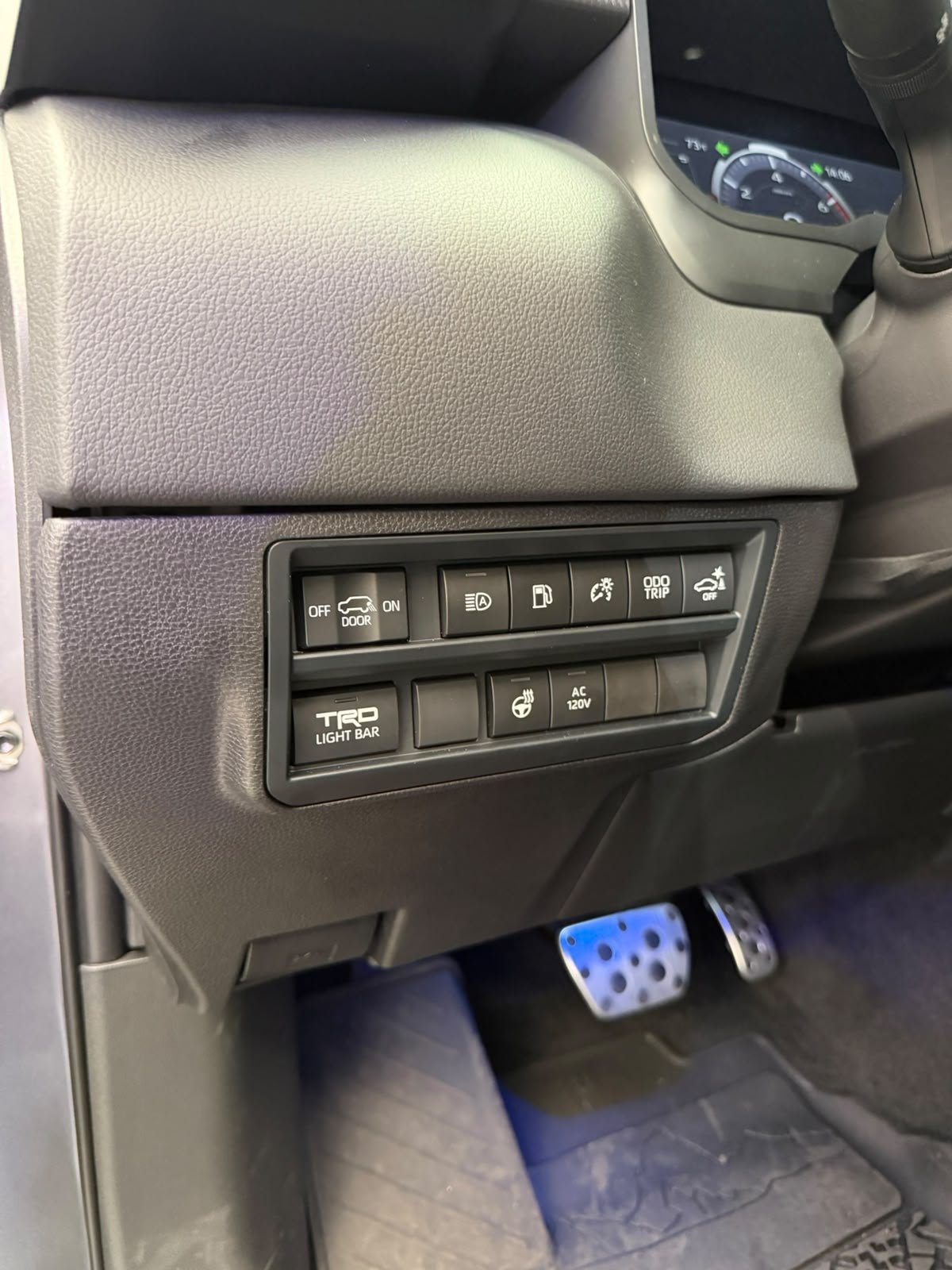 TOYOTA SEQUOIA TRD PRO 2026 2026