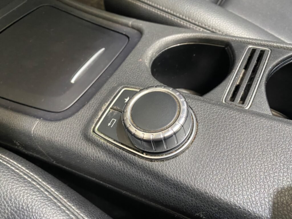 Mercedes-Benz MERCEDES-BENZ CLA 180 AUTOMÁTICO — Cars Bogotá