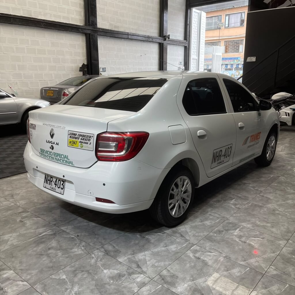 Renault RENAULT LOGAN LIFE+ 2024 — Cars Bogotá