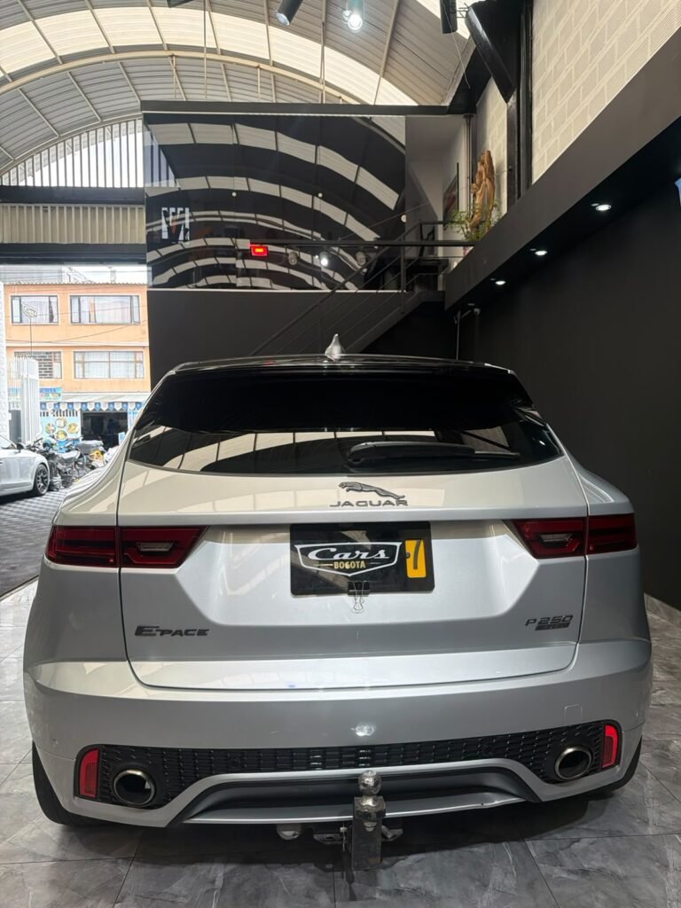 Jaguar JAGUAR E-PACE SE 2018 — Cars Bogotá
