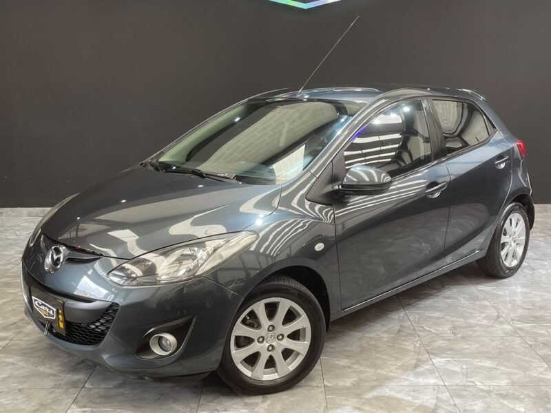 MAZDA 2 AUTOMÁTICO – 2012