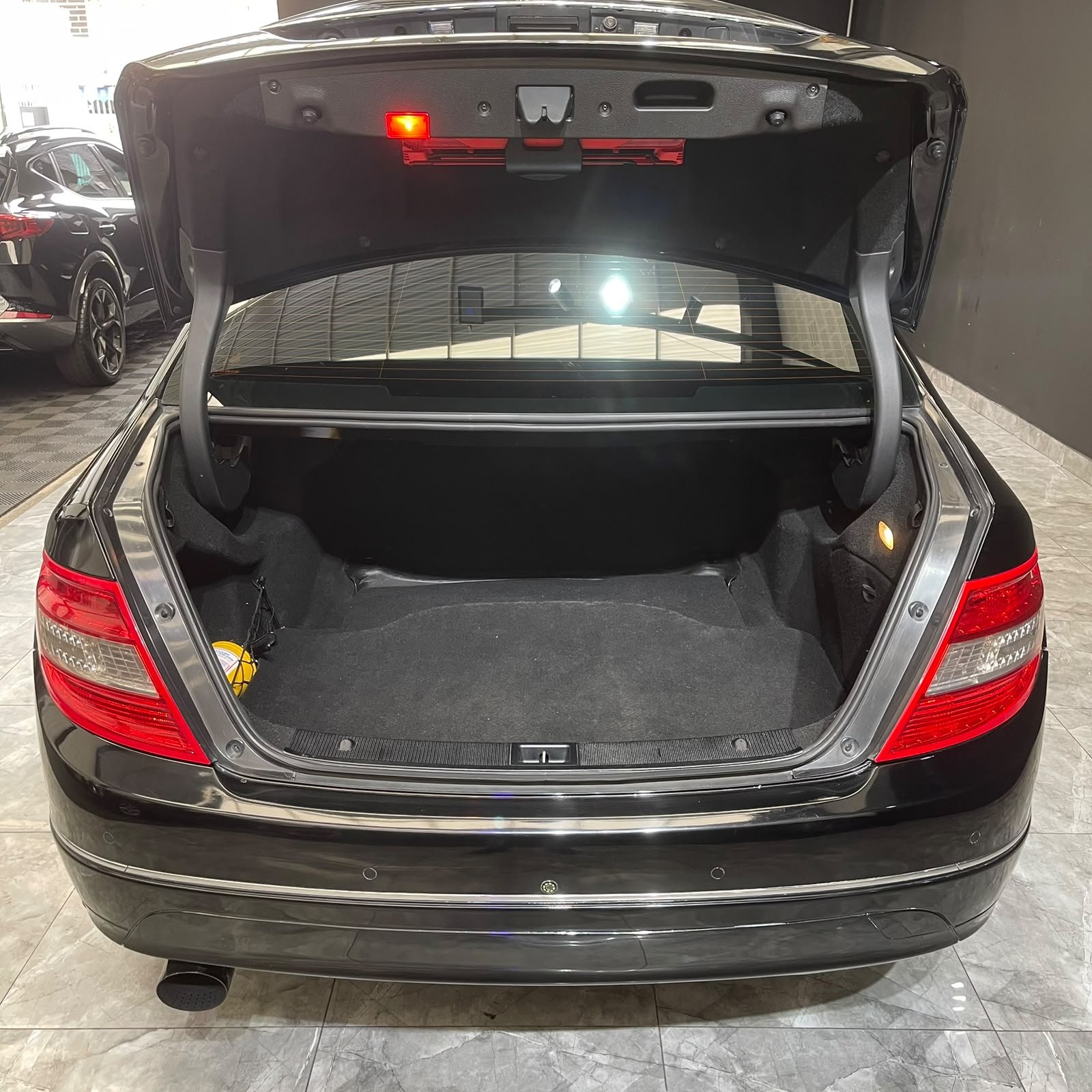 MERCEDES-BENZ C 200 CGI ELEGANCE 2011