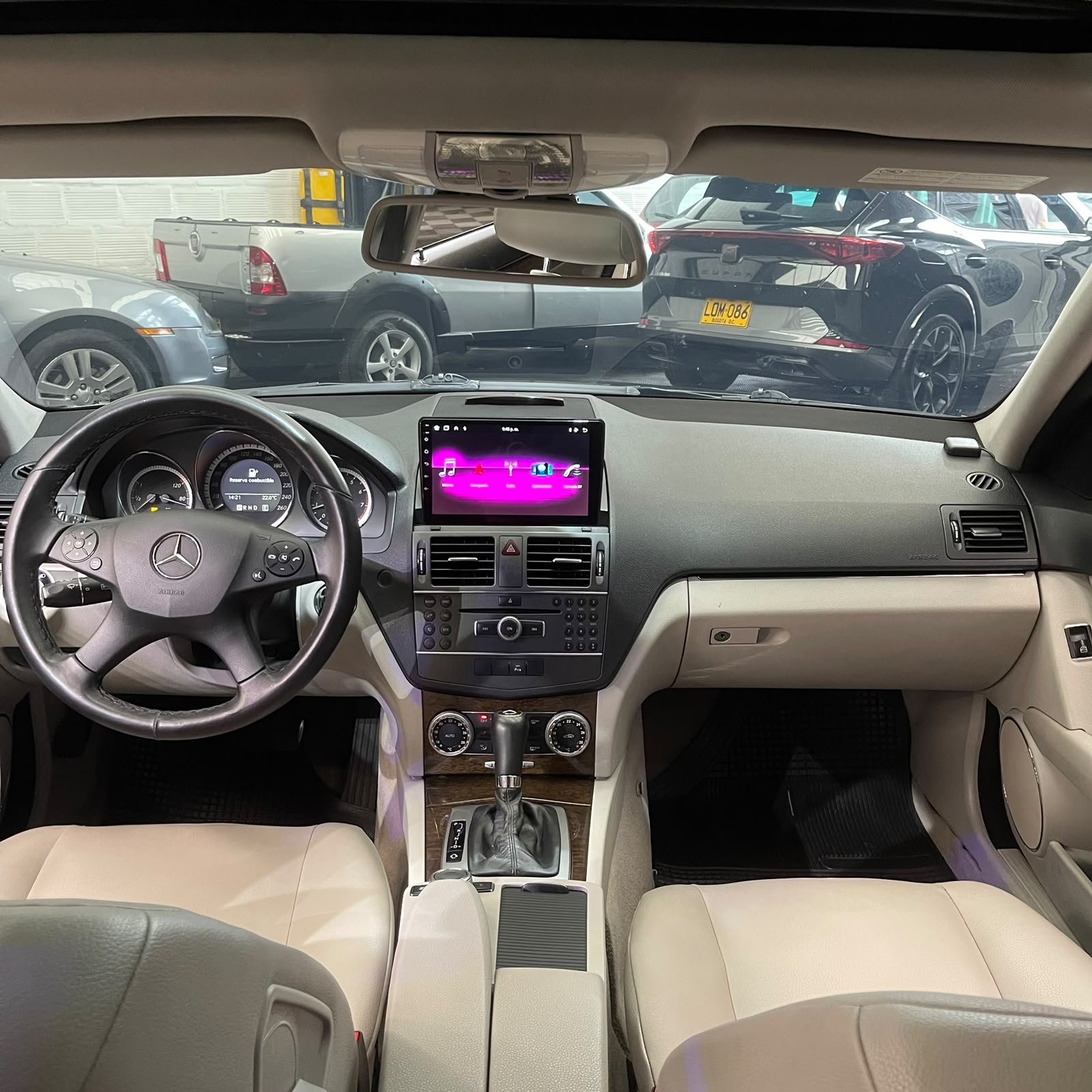 MERCEDES-BENZ C 200 CGI ELEGANCE 2011