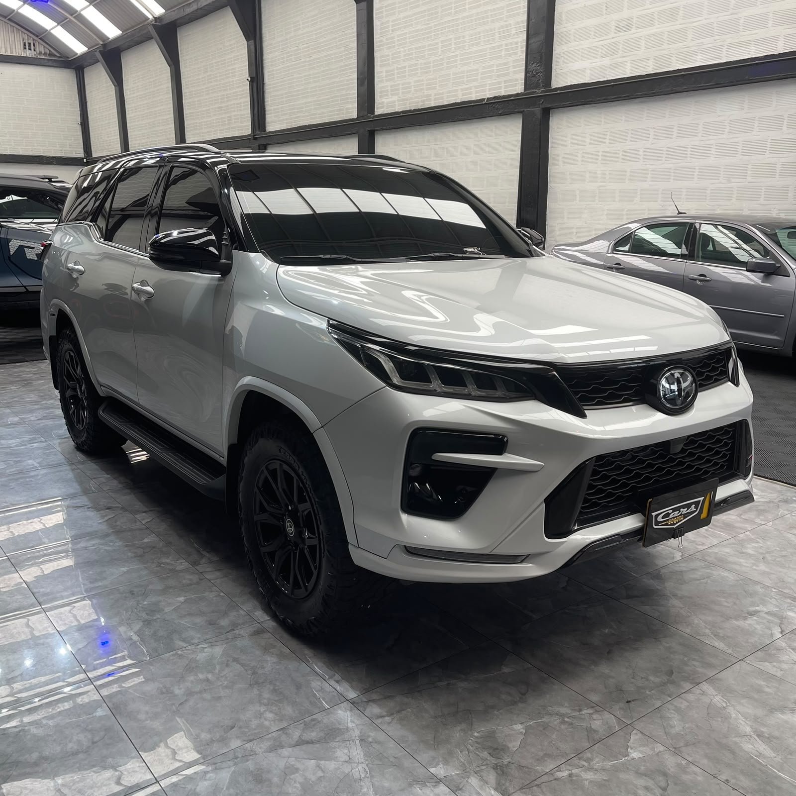 TOYOTA FORTUNER GR — 2023 2023