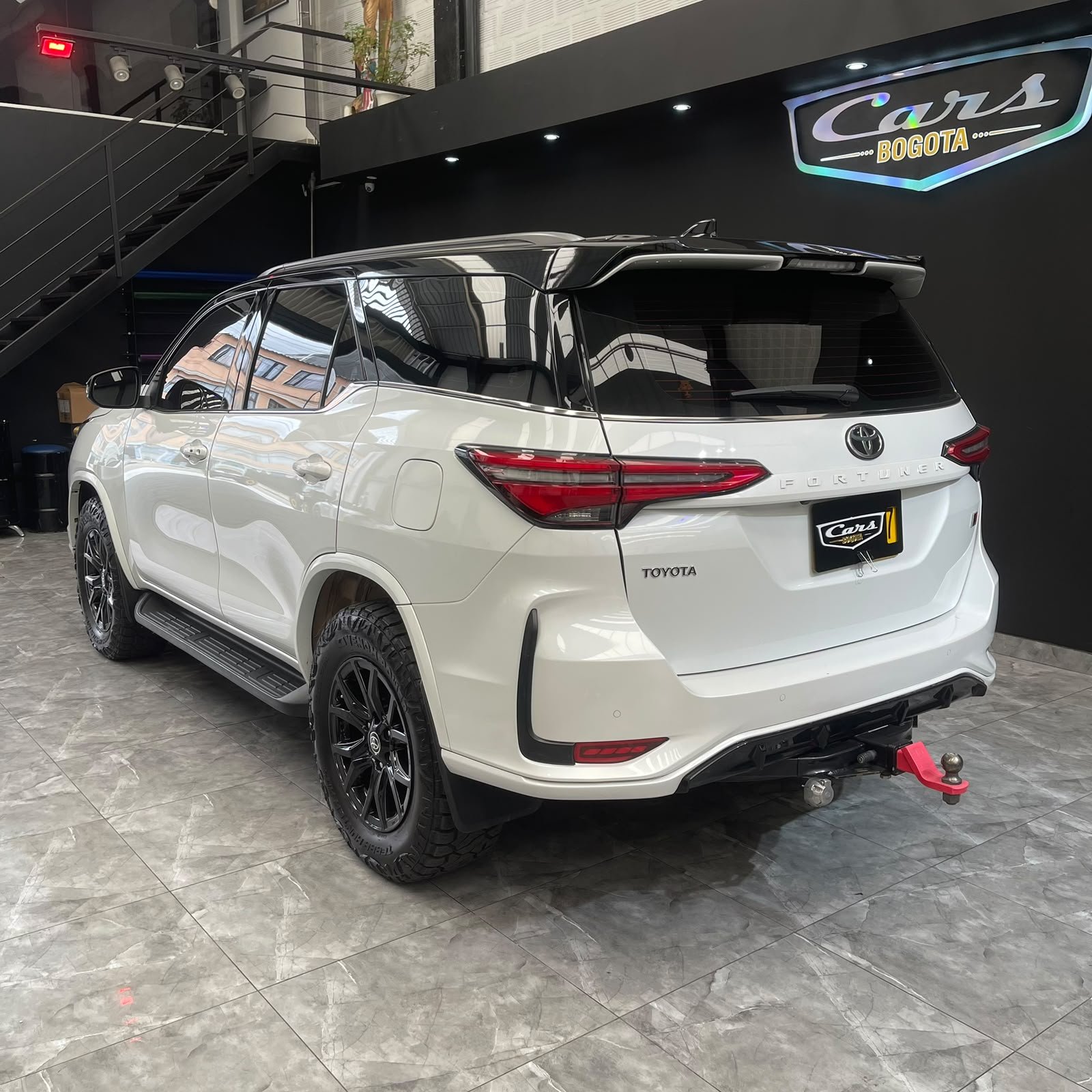 TOYOTA FORTUNER GR — 2023 2023