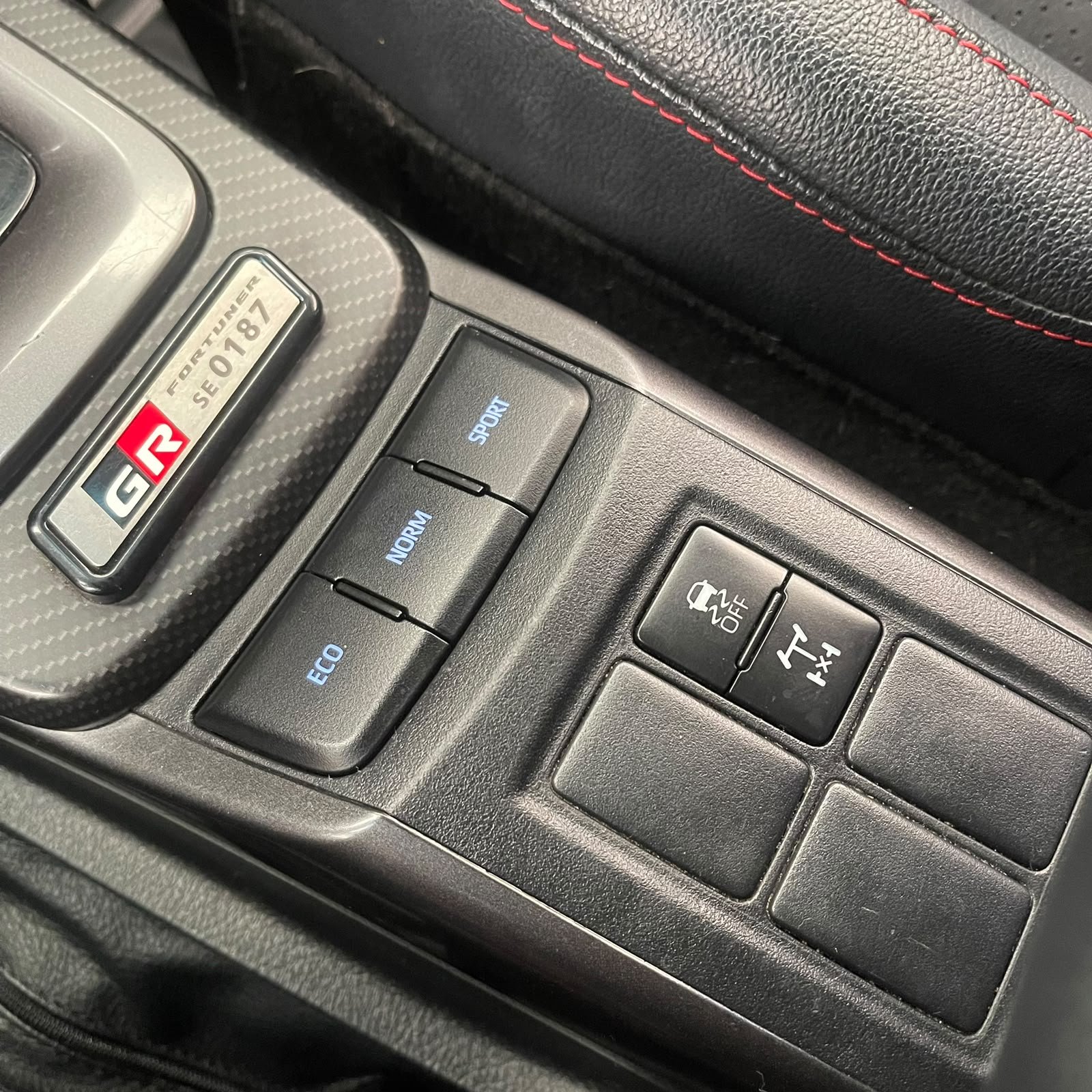 TOYOTA FORTUNER GR — 2023 2023