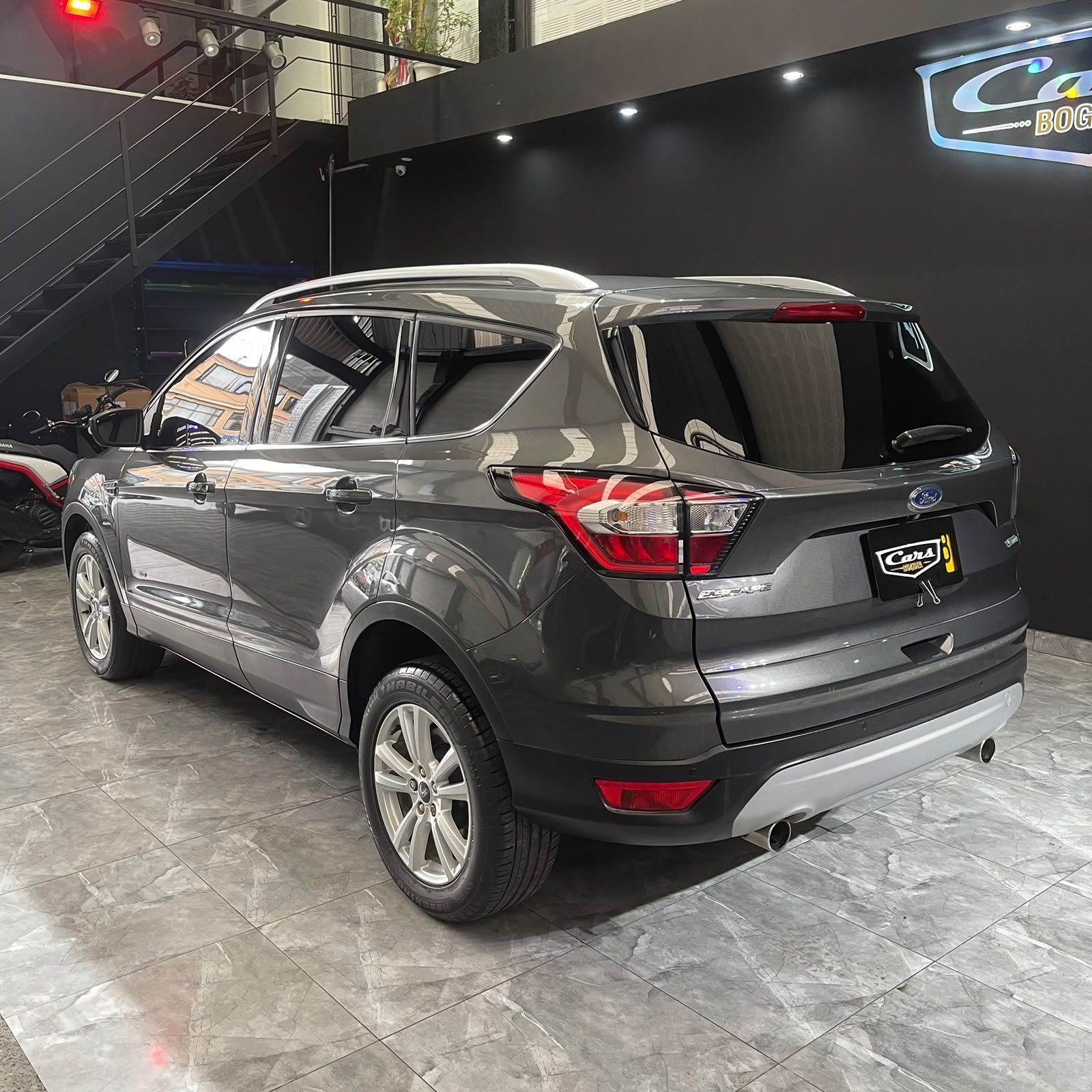 FORD ESCAPE SE AWD 2018