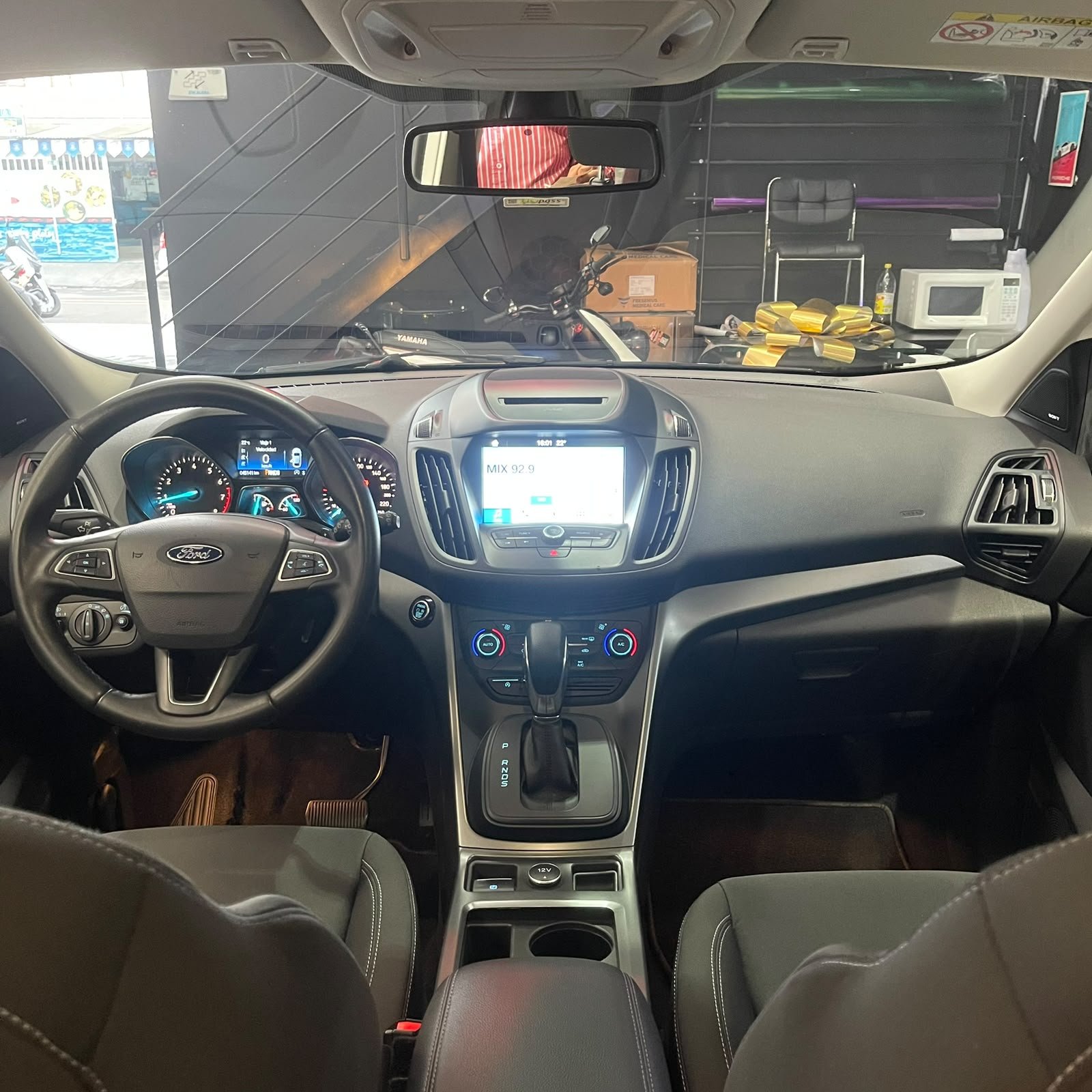 FORD ESCAPE SE AWD 2018