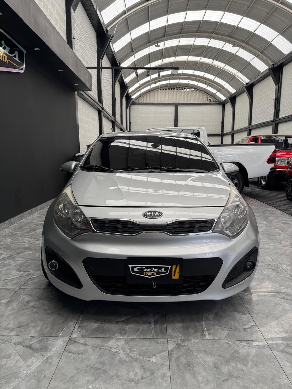 KIA RIO SPICE R UB EX 2012