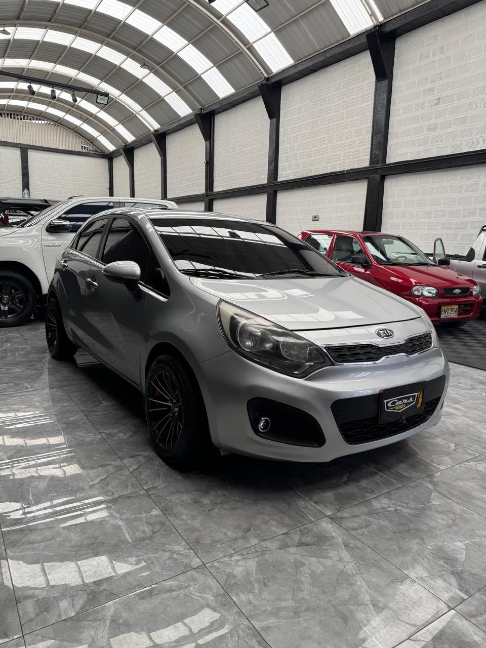 KIA RIO SPICE R UB EX 2012