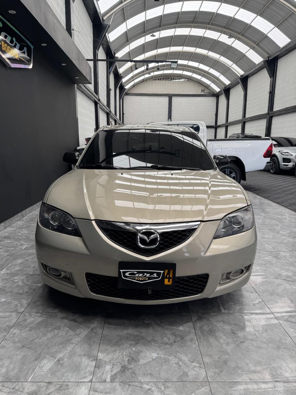 MAZDA 3 SEDÁN 1.6 2008