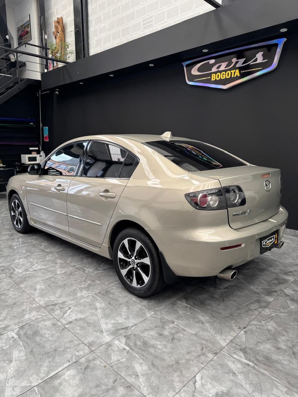 MAZDA 3 SEDÁN 1.6 2008