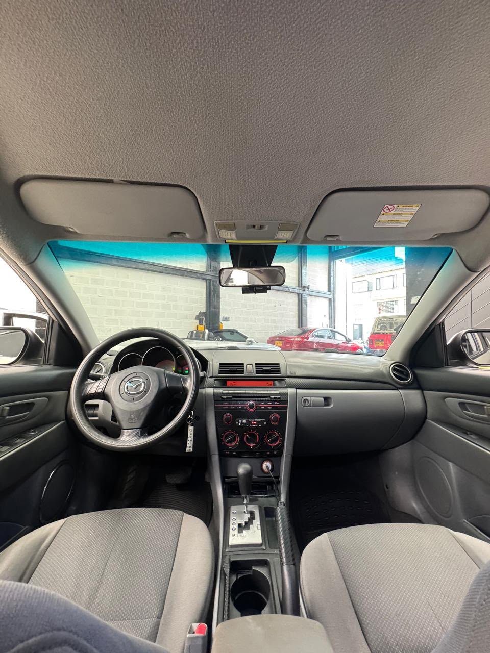 MAZDA 3 SEDÁN 1.6 2008