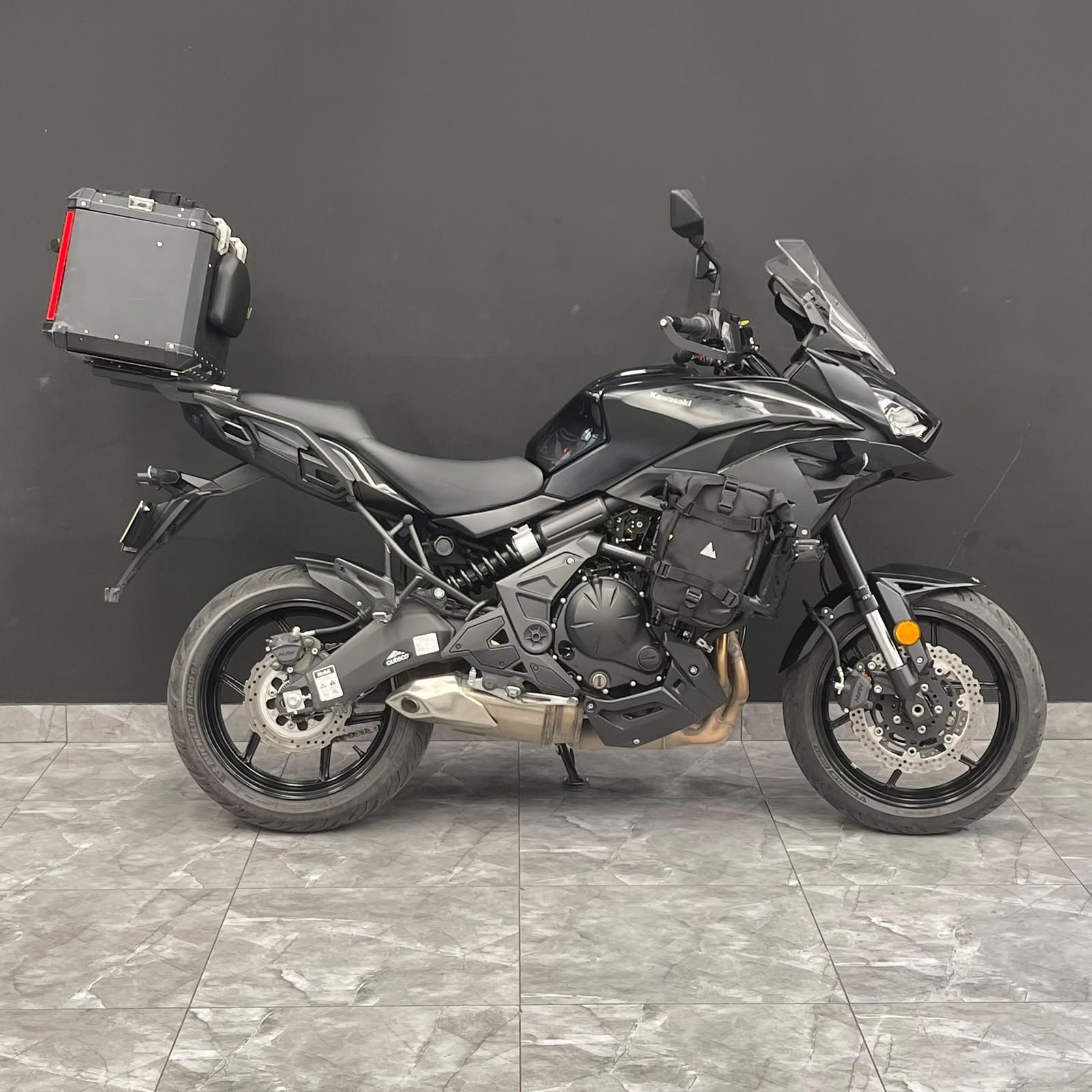 KAWASAKI VERSYS 650 2025