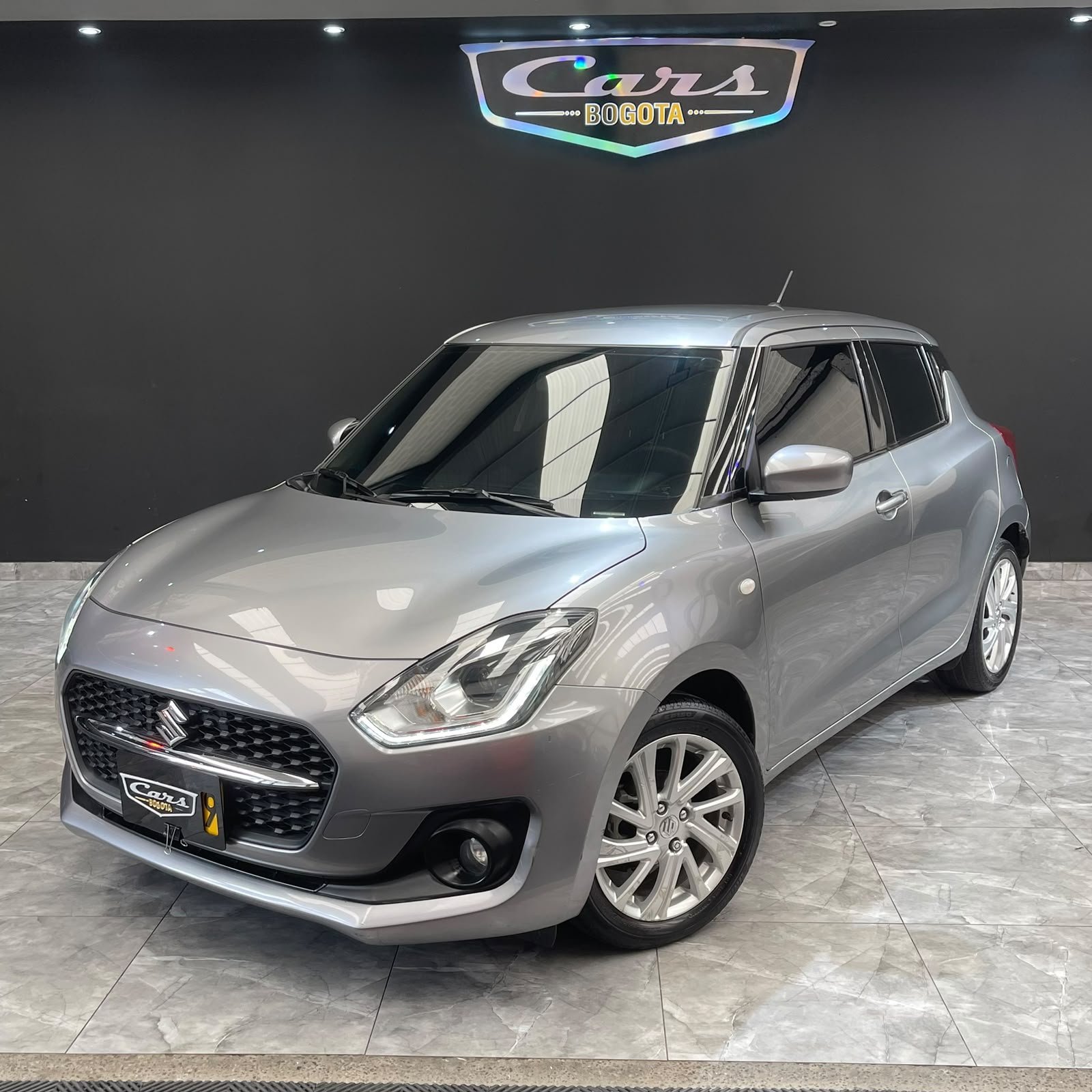 SUZUKI SWIFT HÍBRIDO 2023