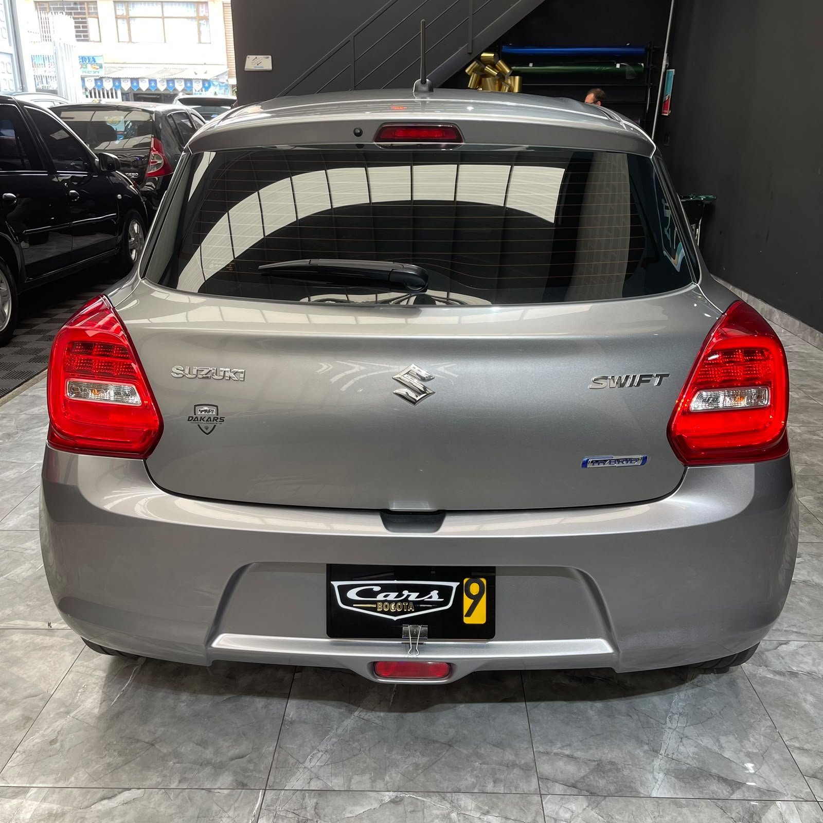 SUZUKI SWIFT HÍBRIDO 2023