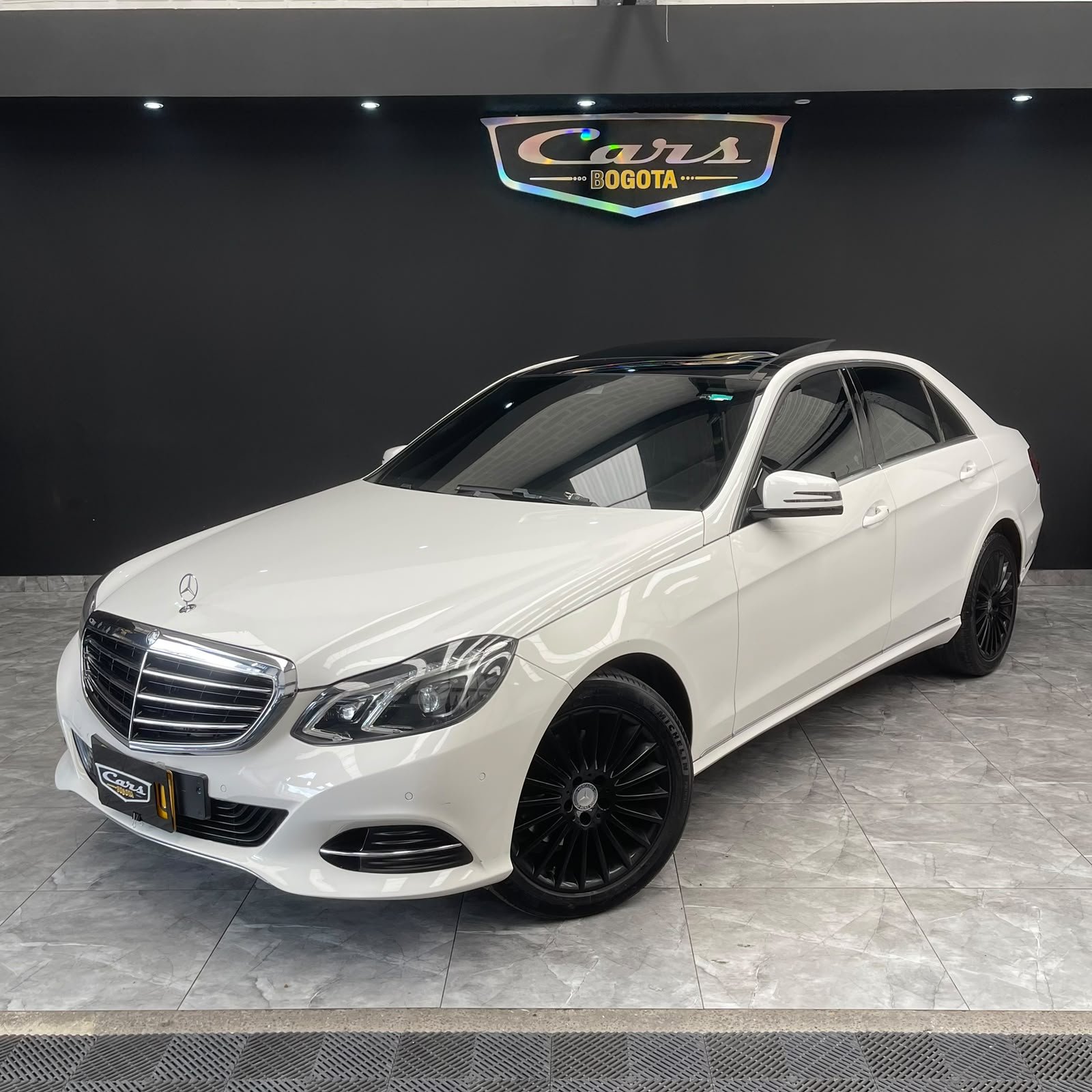 MERCEDES-BENZ E 250 CGI 2015