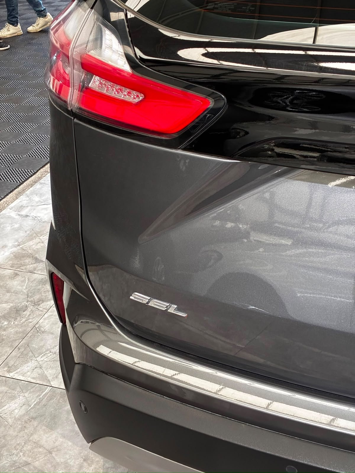 FORD EDGE SEL 2022