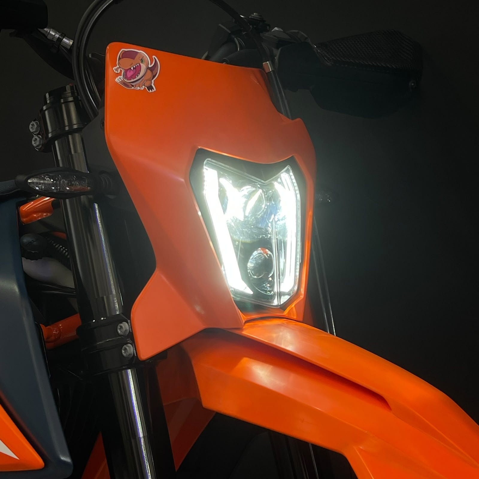MAZDA KTM 690 SMC R 2023