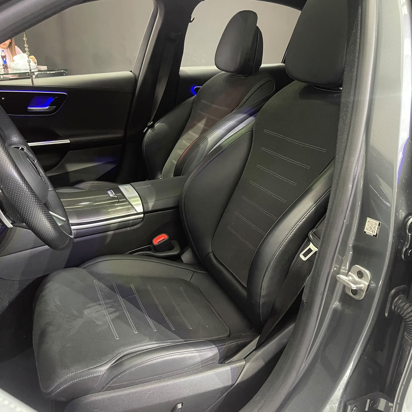 MERCEDES-BENZ C 200 2025