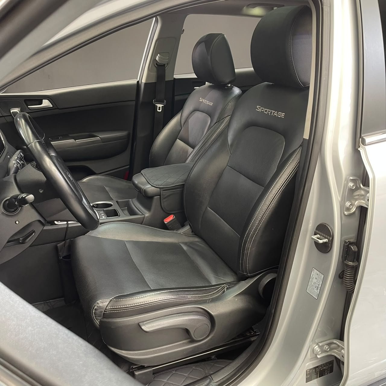 KIA SPORTAGE VIBRANT DIÉSEL HÍBRIDA 4X4 2021