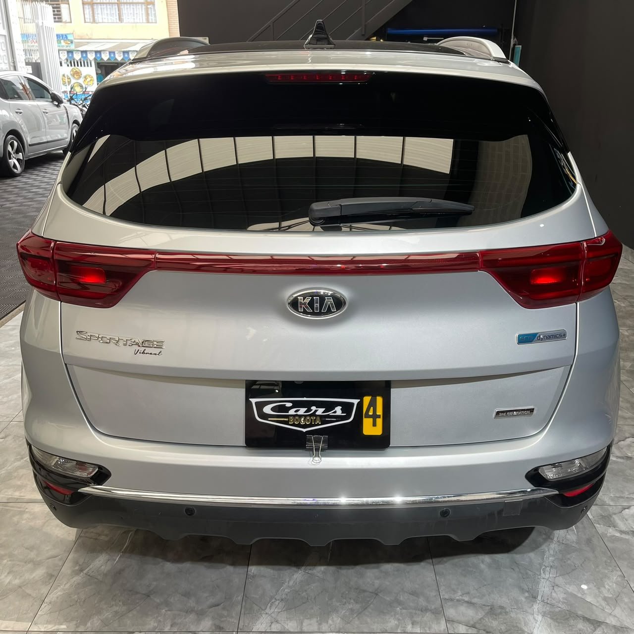 KIA SPORTAGE VIBRANT DIÉSEL HÍBRIDA 4X4 2021