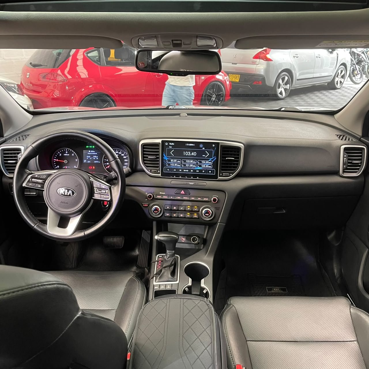 KIA SPORTAGE VIBRANT DIÉSEL HÍBRIDA 4X4 2021